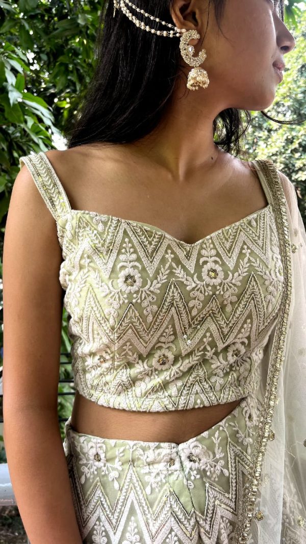 Close-Up of Sweetheart Neckline on Cyglynn Blue Dress